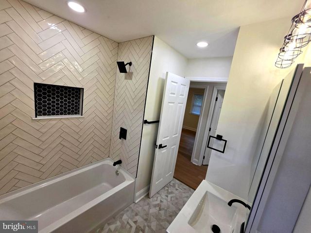 1171 LEWIS TER, West Deptford, NJ 08096
