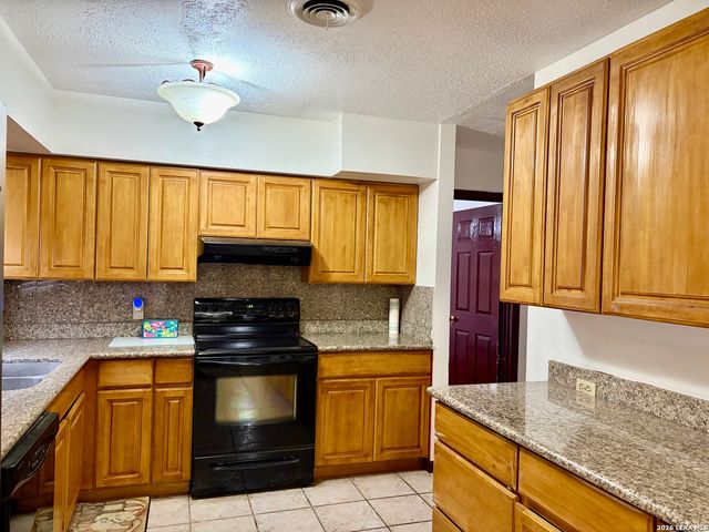 4523 Waikiki Dr, San Antonio, TX 78218