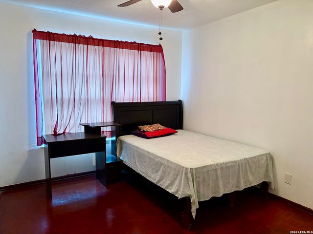 4523 Waikiki Dr, San Antonio, TX 78218