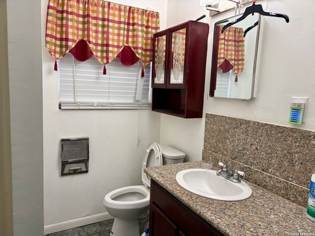 4523 Waikiki Dr, San Antonio, TX 78218