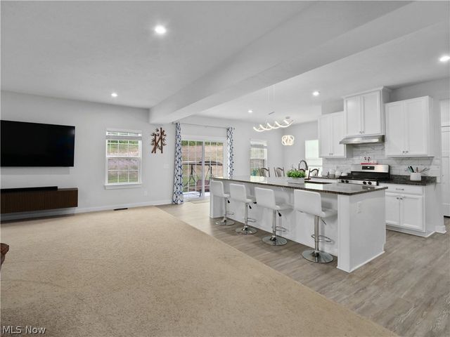 1678 Duncan Way, Streetsboro, OH 44241