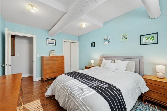 3037 N Troy Street 1E, Chicago, IL 60618