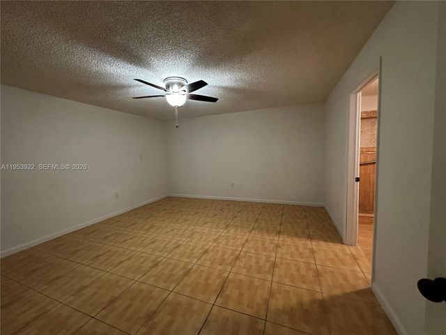 350 W 34th St, Hialeah, FL 33012