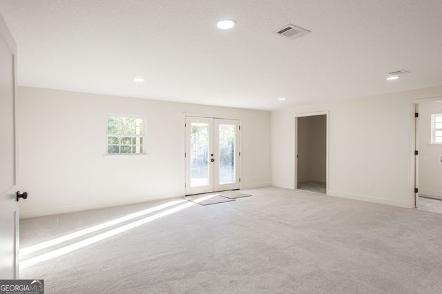 315 Strickland Avenue, Blackshear, GA 31516