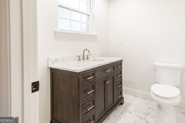 315 Strickland Avenue, Blackshear, GA 31516