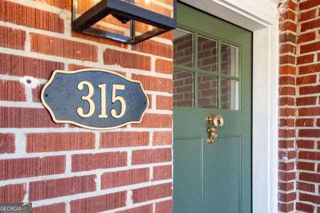 315 Strickland Avenue, Blackshear, GA 31516