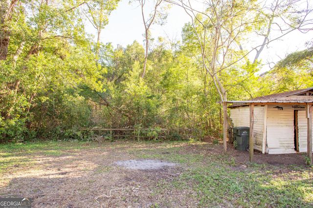 315 Strickland Avenue, Blackshear, GA 31516