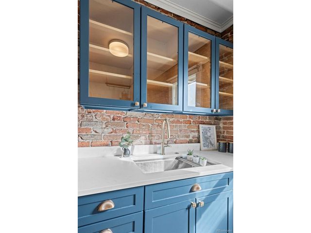 1056 S Pennsylvania St, Denver, CO 80209