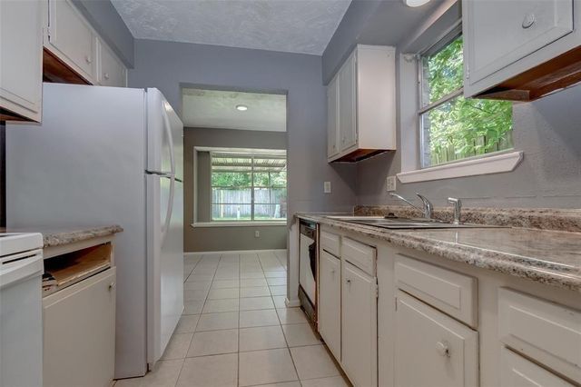 7659 Winkle Wood Lane, Houston, TX 77086