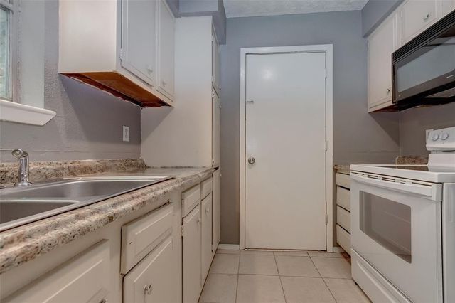 7659 Winkle Wood Lane, Houston, TX 77086