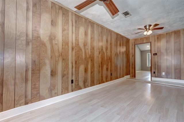 7659 Winkle Wood Lane, Houston, TX 77086