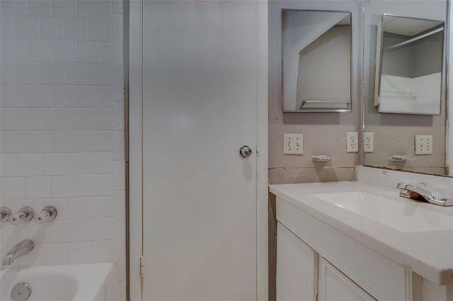 7659 Winkle Wood Lane, Houston, TX 77086