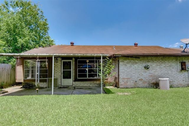 7659 Winkle Wood Lane, Houston, TX 77086