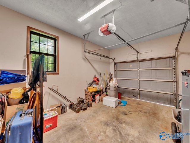 23634 Miller Road, Athens, AL 35613