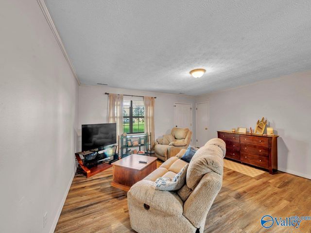 23634 Miller Road, Athens, AL 35613