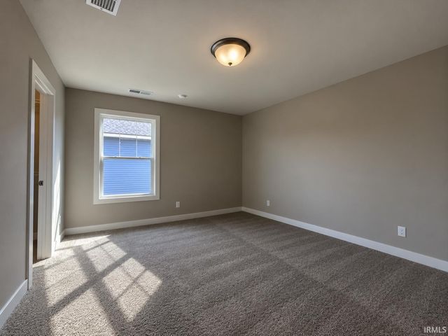 4924 Alaina Drive, Newburgh, IN 47630
