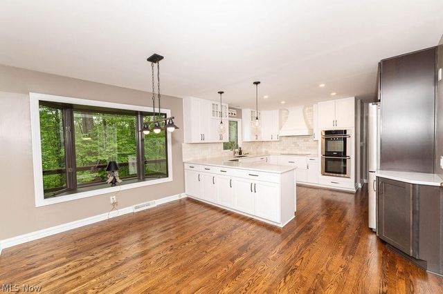 35970 Timber Ridge Lane, Willoughby, OH 44094