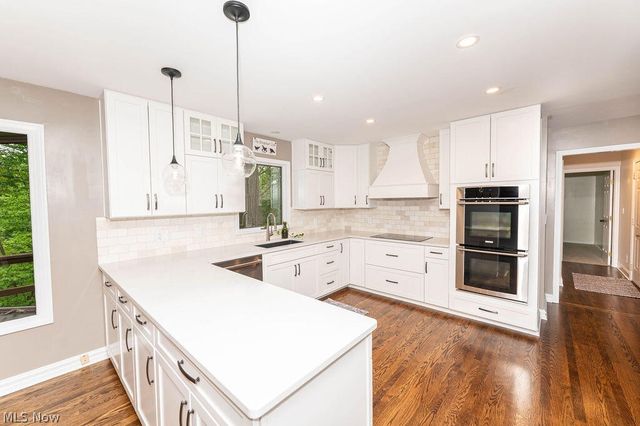 35970 Timber Ridge Lane, Willoughby, OH 44094