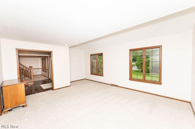 35970 Timber Ridge Lane, Willoughby, OH 44094