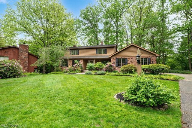 35970 Timber Ridge Lane, Willoughby, OH 44094