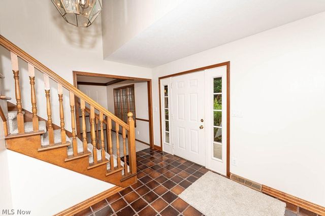 35970 Timber Ridge Lane, Willoughby, OH 44094