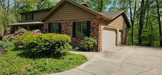 35970 Timber Ridge Lane, Willoughby, OH 44094