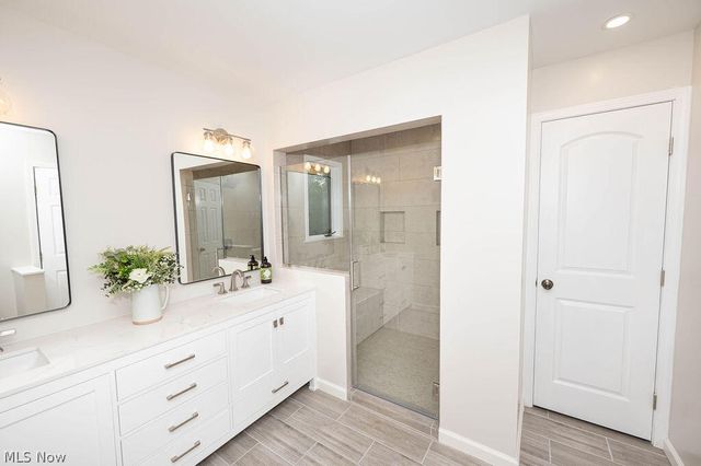 35970 Timber Ridge Lane, Willoughby, OH 44094