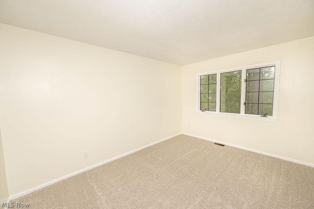 35970 Timber Ridge Lane, Willoughby, OH 44094