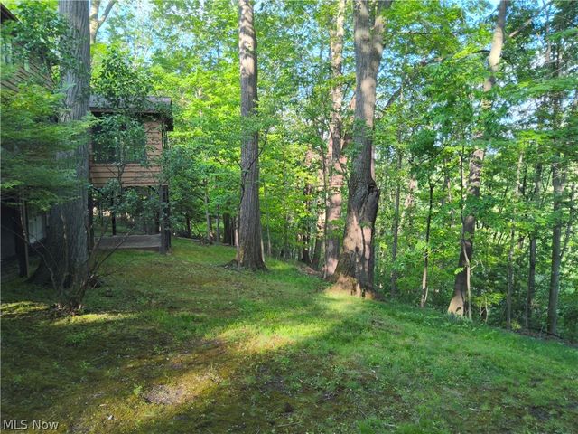 35970 Timber Ridge Lane, Willoughby, OH 44094