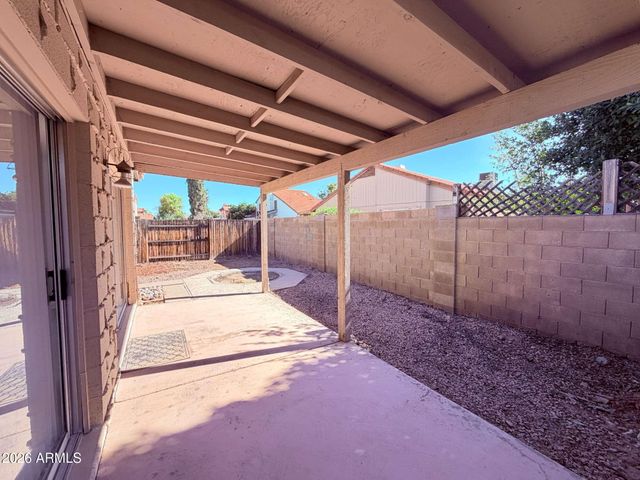 2705 W ESTRELLA Drive, Chandler, AZ 85224