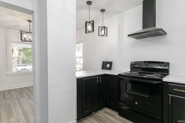 1129 Huey Street, South Bend, IN 46628