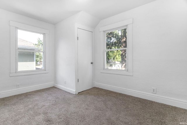 1129 Huey Street, South Bend, IN 46628
