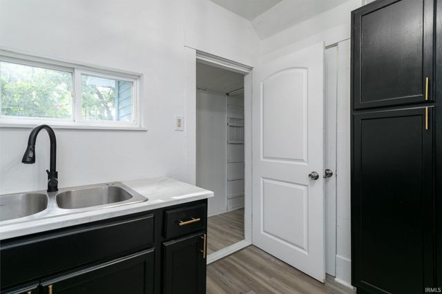 1129 Huey Street, South Bend, IN 46628