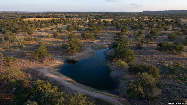 12805 Blackjack Rd, Mason, TX 76842