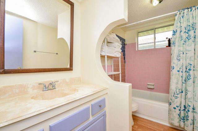 1927 Dormstom Lane, Houston, TX 77088