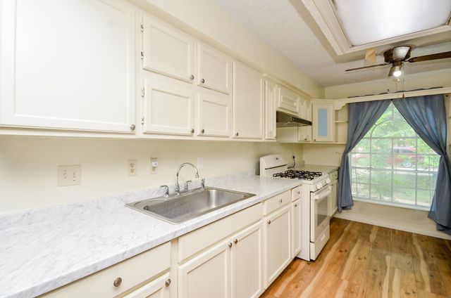 1927 Dormstom Lane, Houston, TX 77088