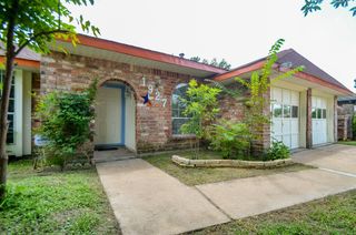 1927 Dormstom Lane, Houston, TX 77088
