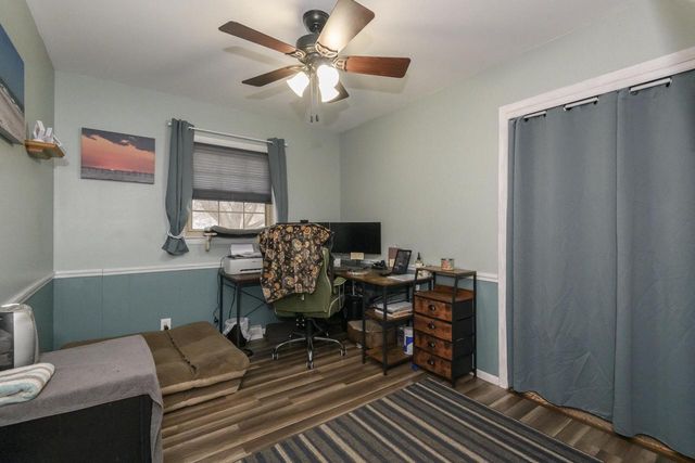 5107 Russell COURT E, Greendale, WI 53129