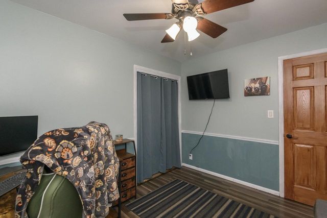 5107 Russell COURT E, Greendale, WI 53129