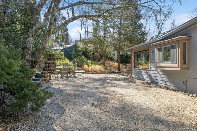 1 Burkeshire Drive, Sag Harbor, NY 11963