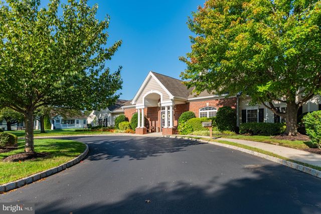 97 MEADOWLARK DR, Hamilton, NJ 08690