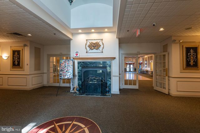 97 MEADOWLARK DR, Hamilton, NJ 08690