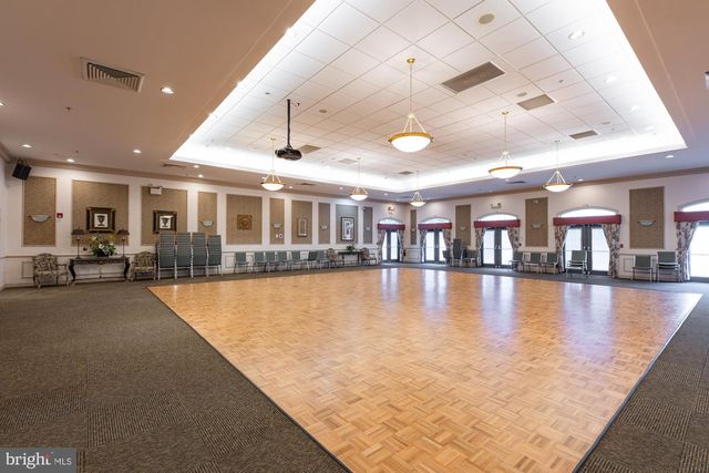 97 MEADOWLARK DR, Hamilton, NJ 08690