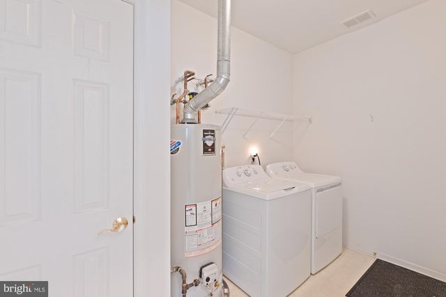 97 MEADOWLARK DR, Hamilton, NJ 08690