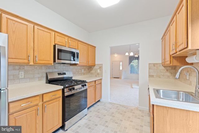 97 MEADOWLARK DR, Hamilton, NJ 08690