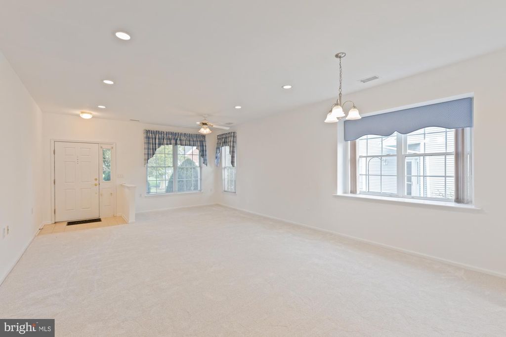 97 MEADOWLARK DR, HAMILTON, NJ 08690 — photo 5