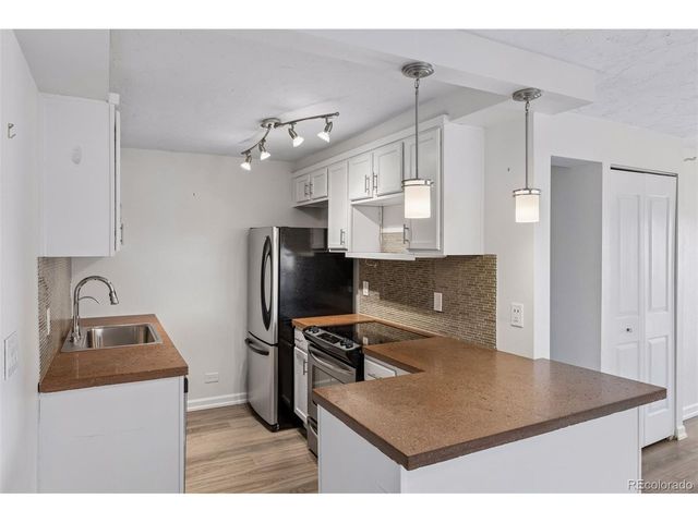 1313 N Williams St 1601, Denver, CO 80218