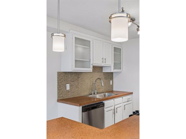 1313 N Williams St 1601, Denver, CO 80218