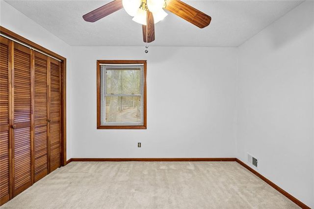 165 Shamrock Drive, Fayetteville, GA 30215