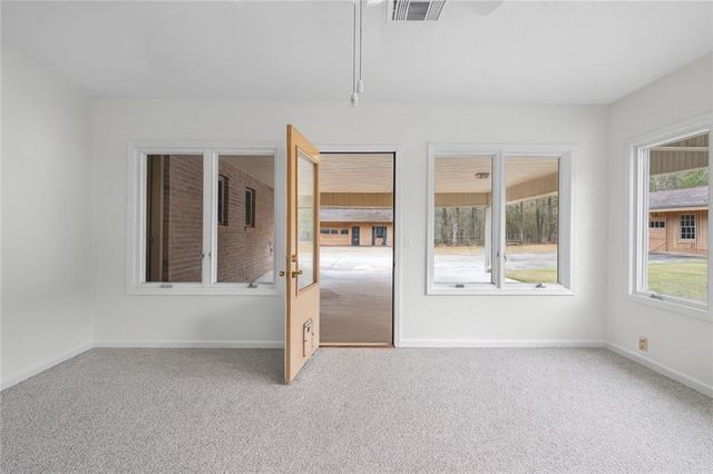 165 Shamrock Drive, Fayetteville, GA 30215